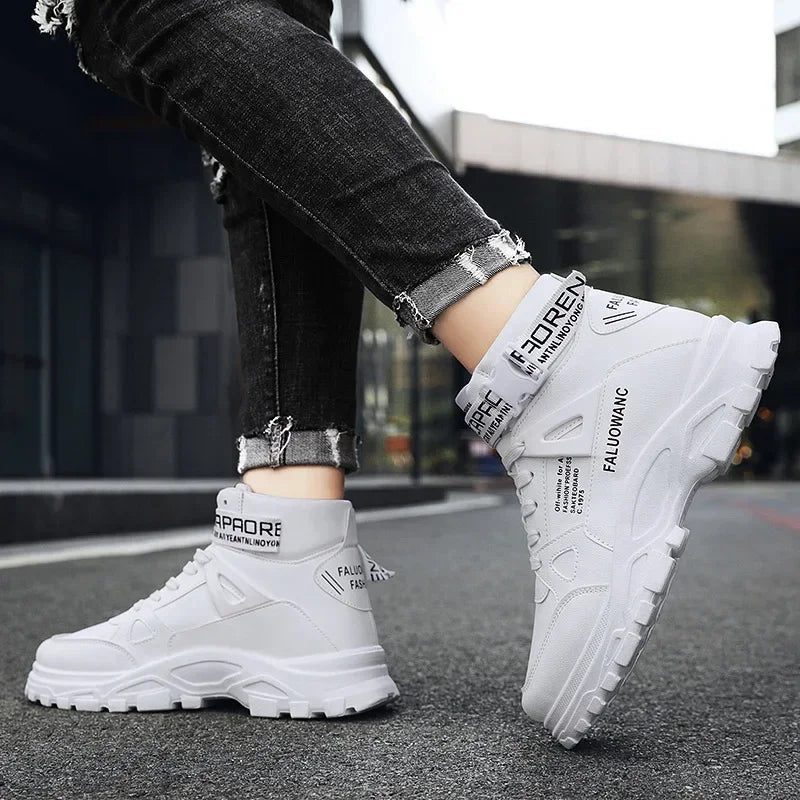 Men's Boots High-top Casual Sneakers Fashion Motorcycle Boots Lace Up Platform Boots for Men Plush Warm Winter Boot Botas Hombre